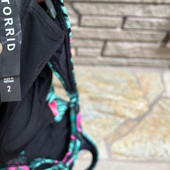 TORRID green palm and bird of paradise bikini set high waist black green 2x - Picture 8 of 13